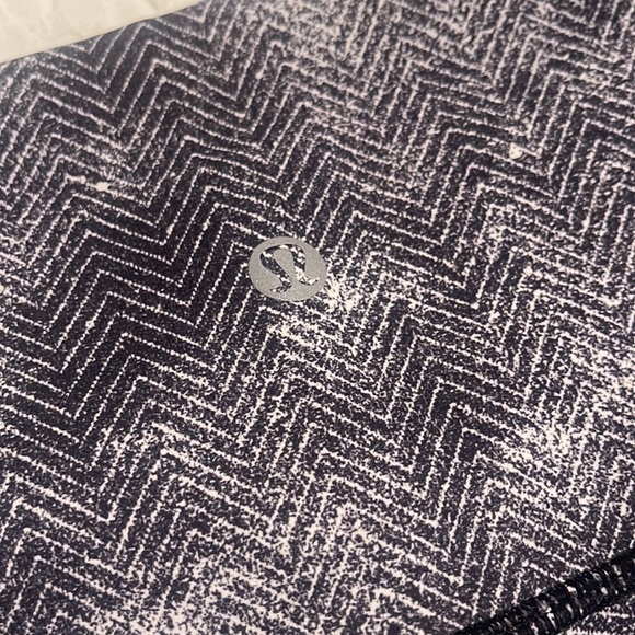 Lululemon cropped leggings - Picture 4 of 4